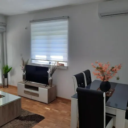 Apartman Teja Deluxe *