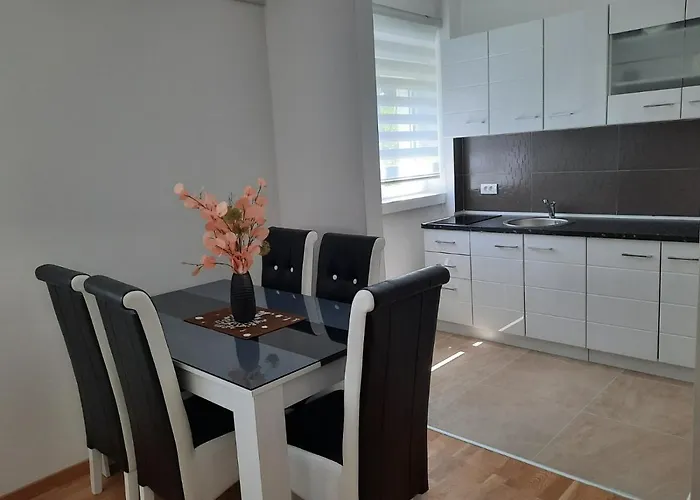 Διαμέρισμα Teja Deluxe *